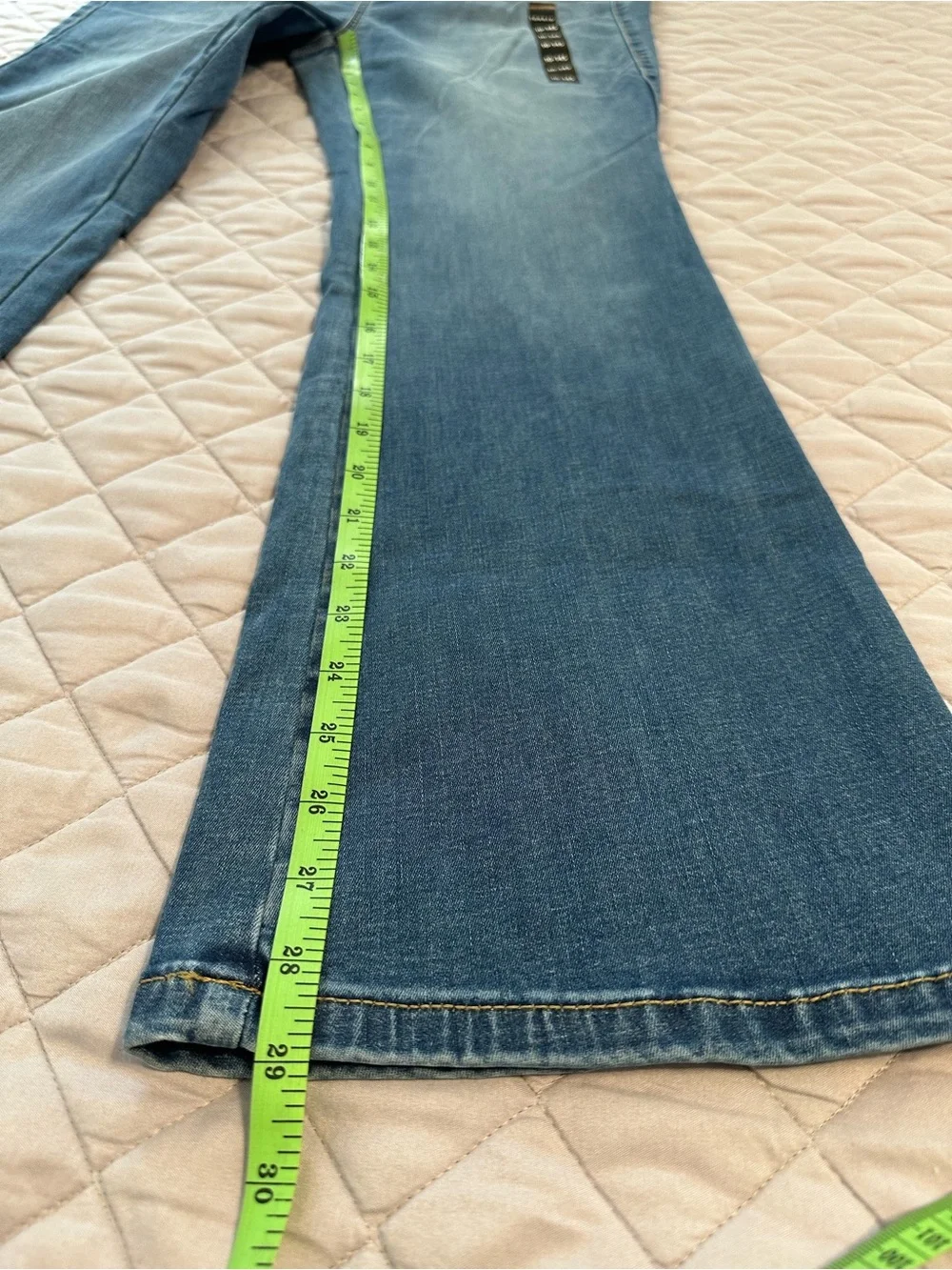 NWT Torrid Trio Fit Slim Boot Limitless Stretch Mid-Blue Straight Jeans - 10-14